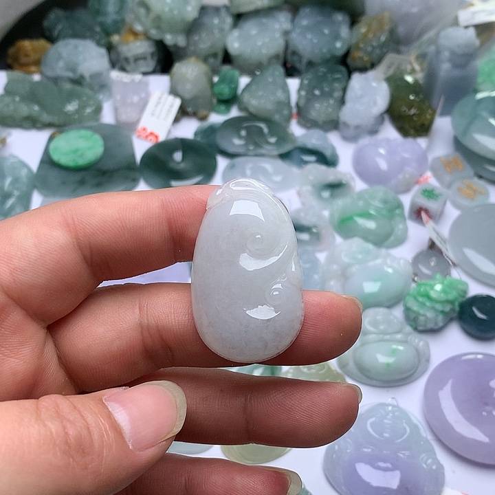 翡翠未镶嵌颈饰天然翡翠