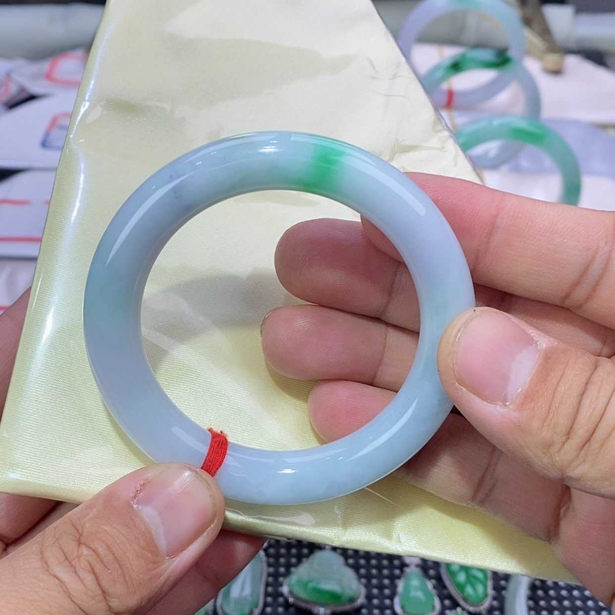 【闪购商品】翡翠手镯未镶嵌翡翠手镯