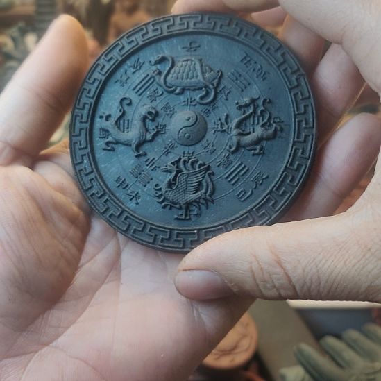 泥塑药香黑龙涎香牌四神兽香牌。