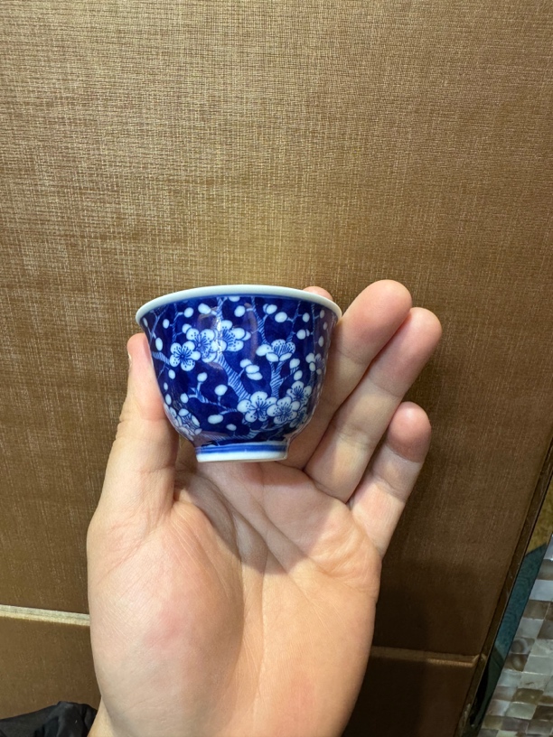 （两只)景德镇釉下冰梅主人杯