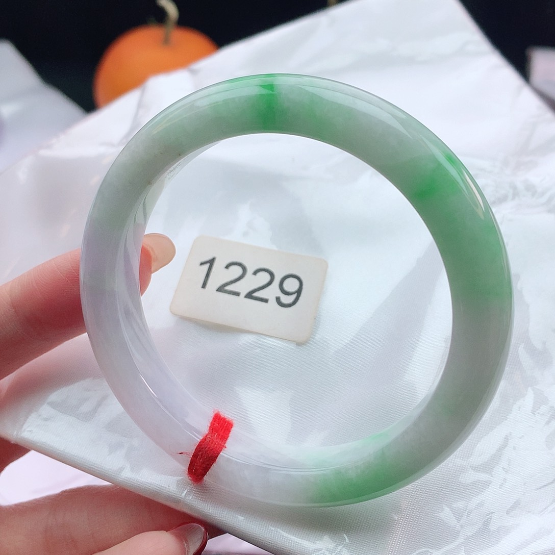 翡翠手镯未镶嵌57圈口881229