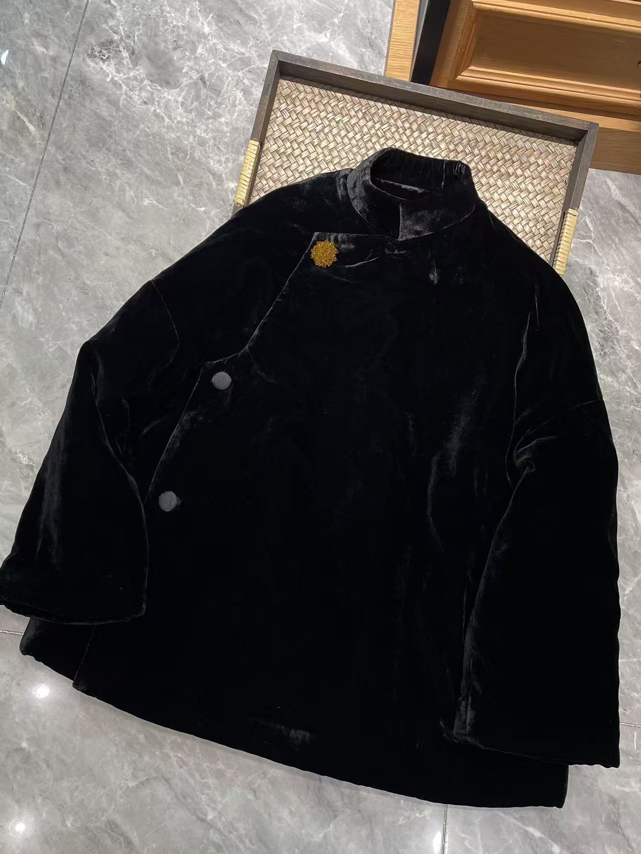 谢美丽-精选【研秋】丝绒黑色侧襟小立领上衣外套