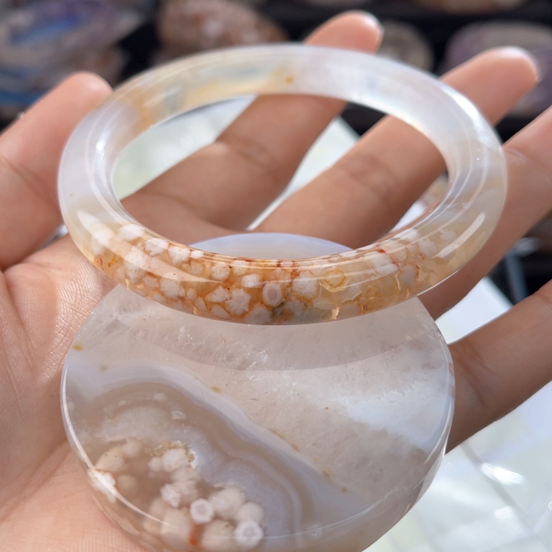 石英质玉手镯未镶嵌61