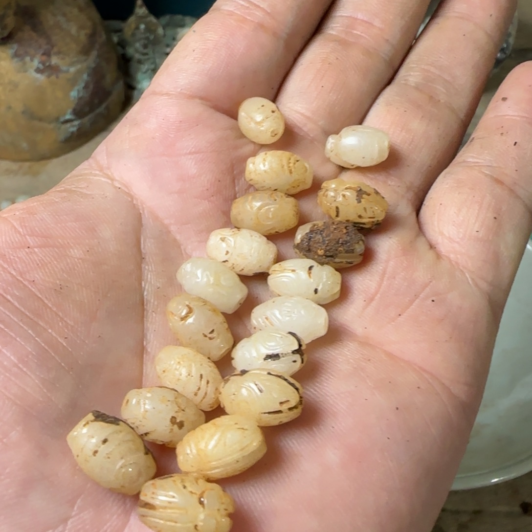 牛***）和田玉（糖玉）未镶嵌项链