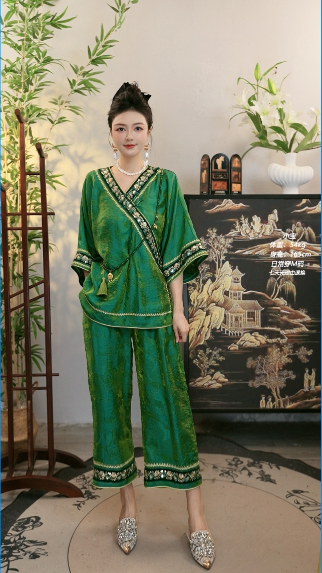 夏维莲2025新款大码显瘦时尚绿金上衣和长裤(6857+6877）
