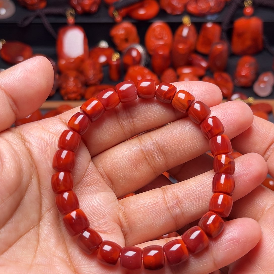 南红玛瑙未镶嵌配饰牛血火焰纹直切手串8.5mm