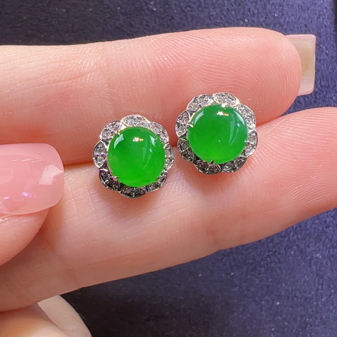 翡翠18K金镶嵌耳饰卡6.2正圆