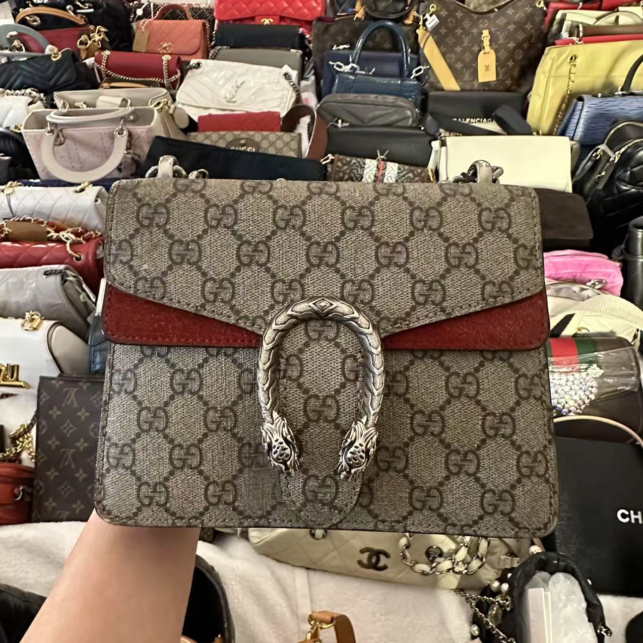 95新 GUCCI/古驰 老花红色酒神小号斜跨包/美美在包展