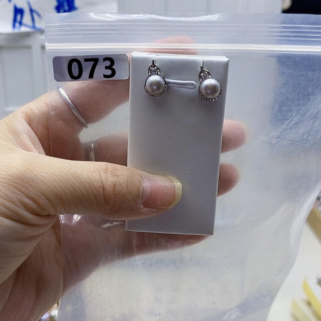 颈饰合金淡水珍珠