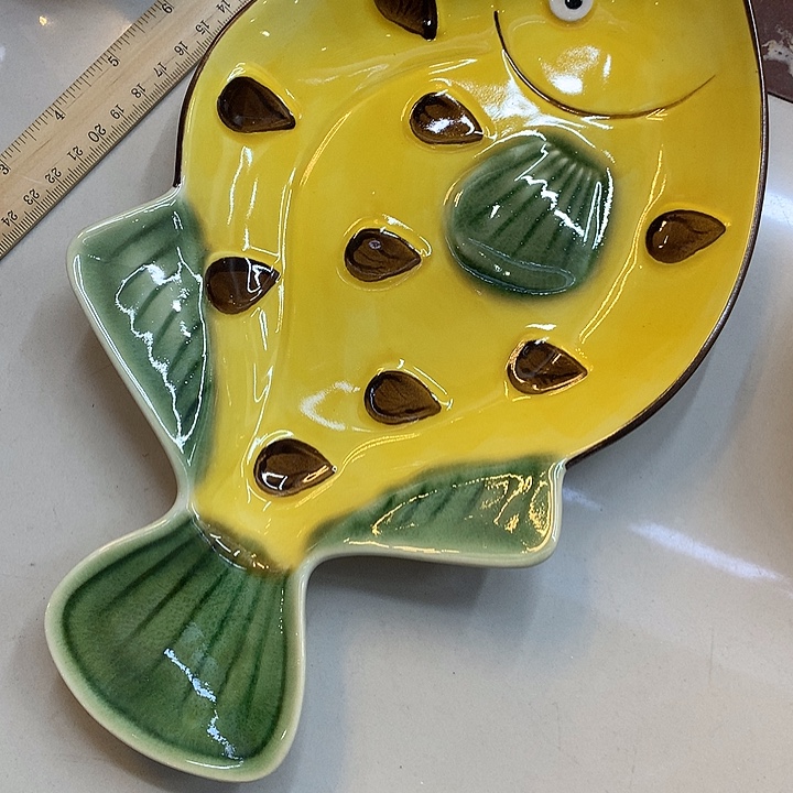 瓷鱼盘好看的鱼盘