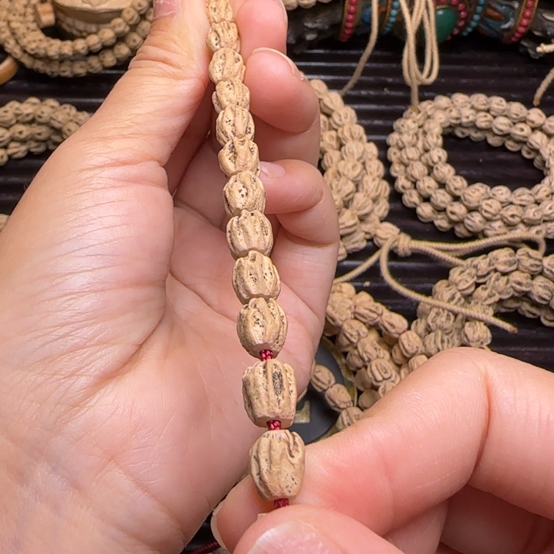 柏香籽/百香籽吊坠།*