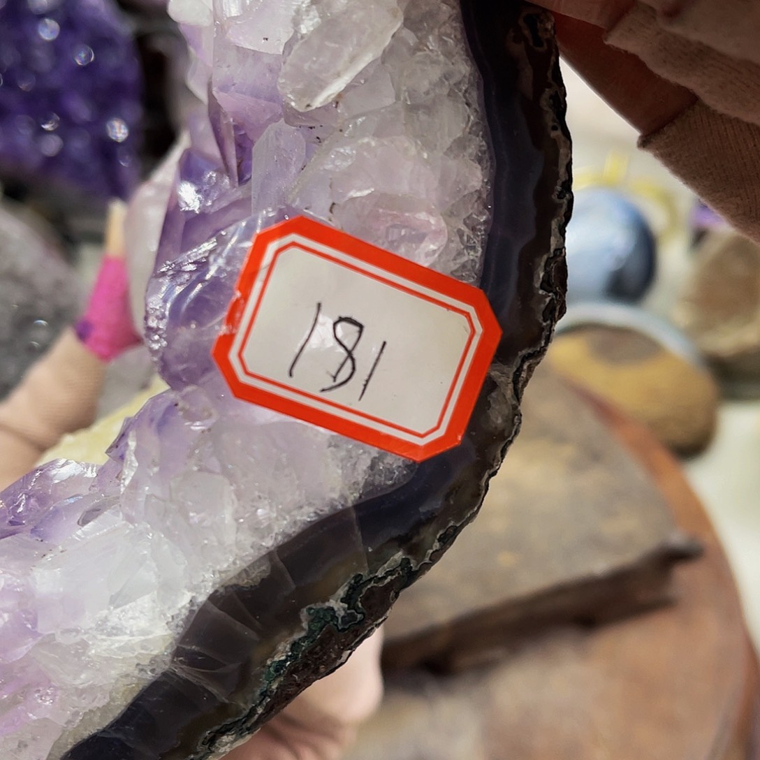 水晶随形摆件未镶嵌