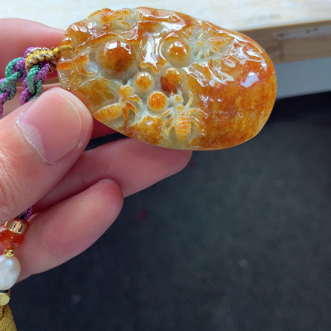 翡翠颈饰未镶嵌吊坠
