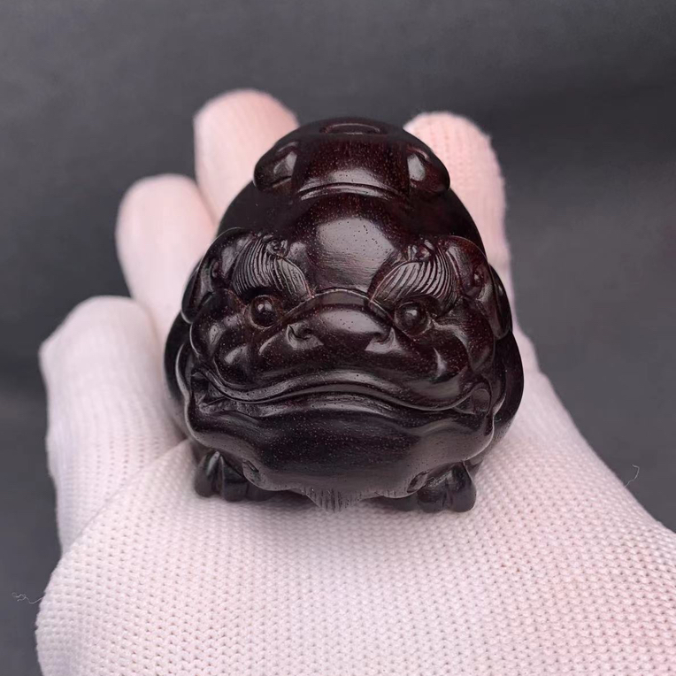 貔貅木雕小叶紫檀琴料文玩手把件高油密圆润饱满盘玩解压神器礼物