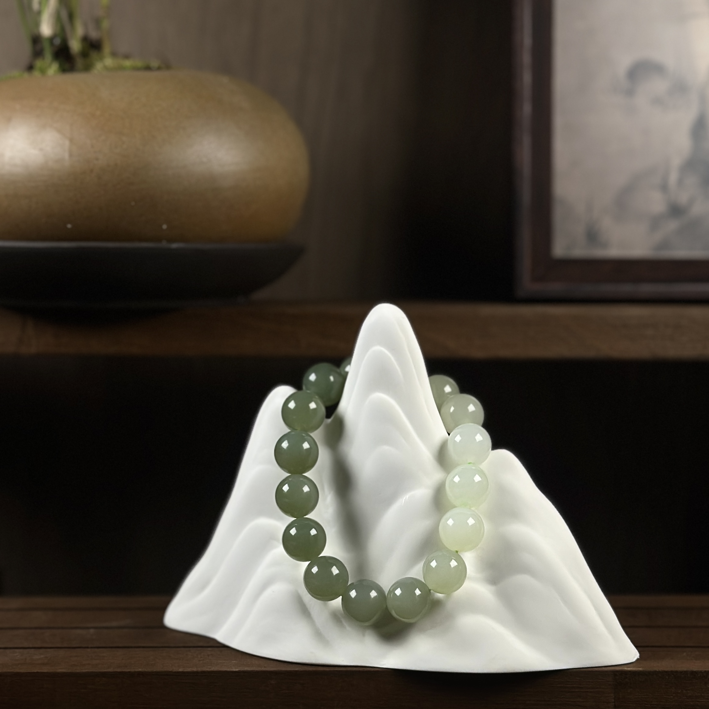 卡12mm晴水渐变天然和田玉手串青海料国风女士礼物保真