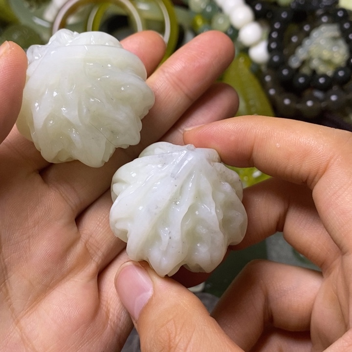 岫玉岫玉手把件未镶嵌