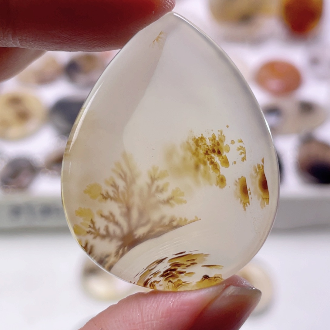 玛瑙/玉髓颈饰未镶嵌