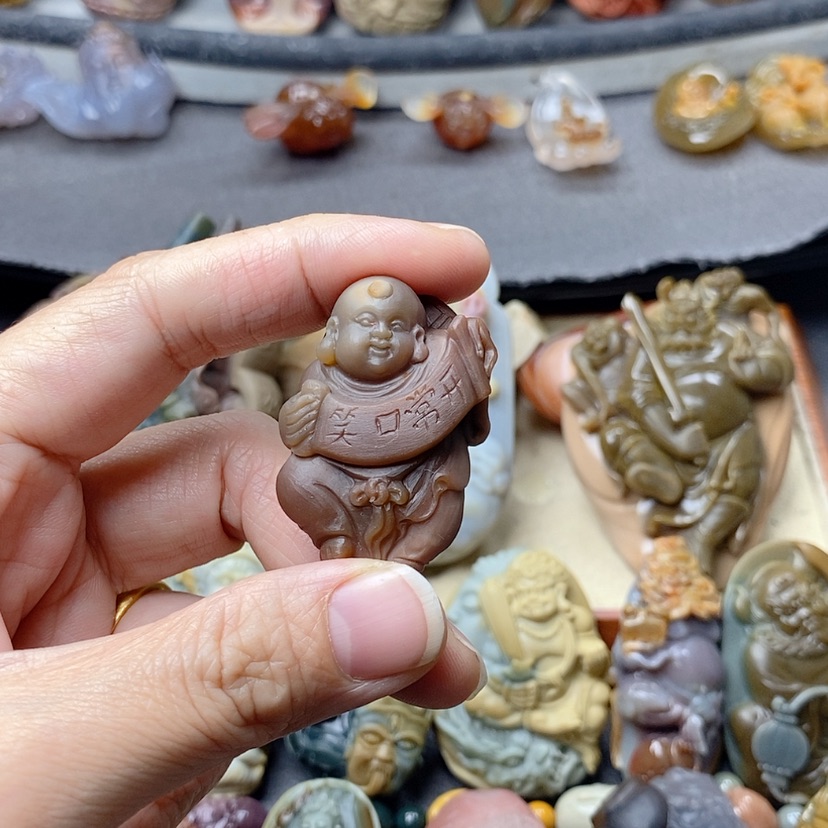 【闪购商品】定制石英质玉吊坠未镶嵌