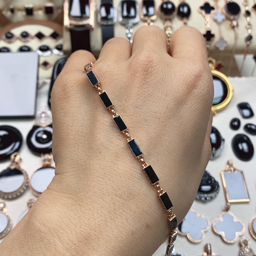 翡翠18K金镶嵌手链