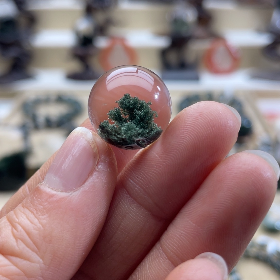 水晶颈饰未镶嵌绿幽灵金字塔单珠