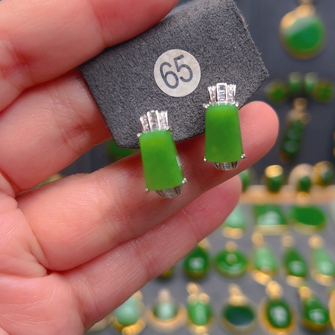 和田玉银S925镶嵌耳饰