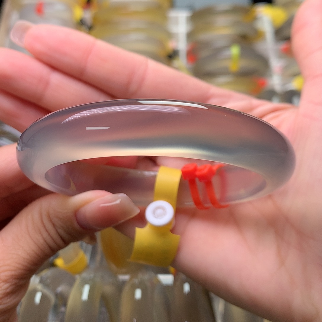 手镯玛瑙/玉髓未镶嵌6162毕业