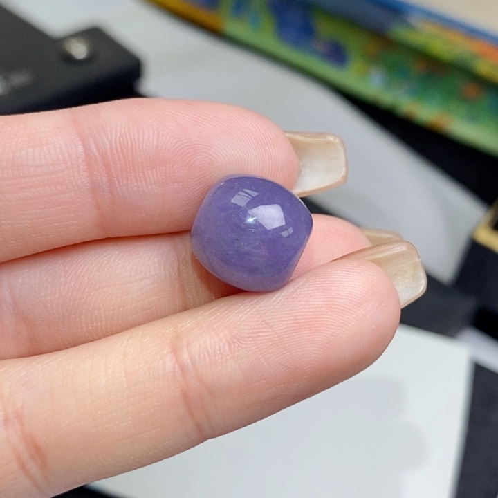 翡翠未镶嵌颈饰紫桶珠