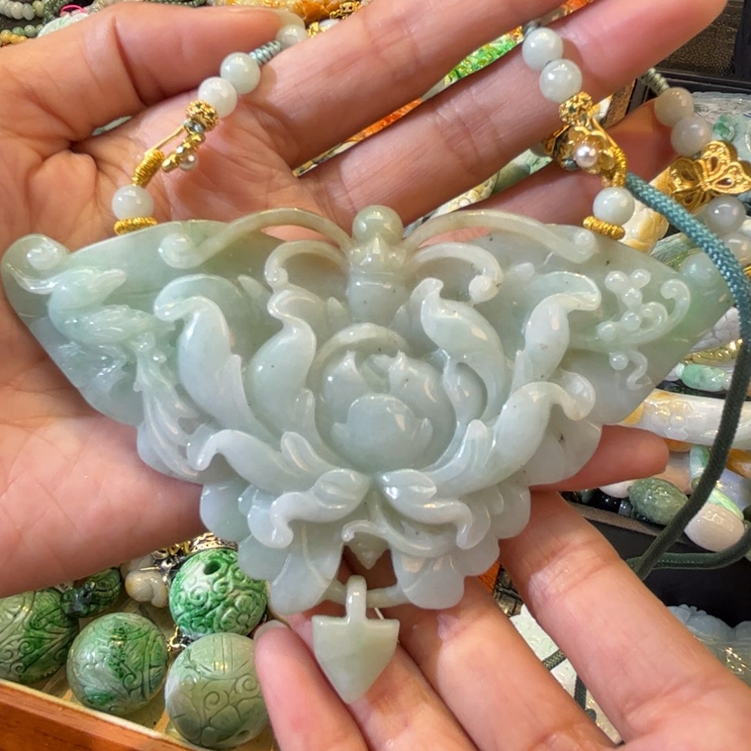 翡翠颈饰未镶嵌待编款