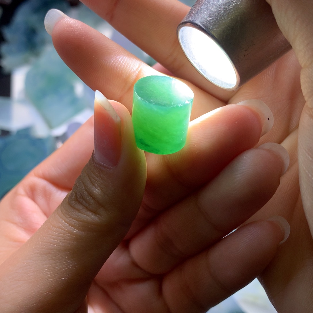 定制翡翠未镶嵌福利