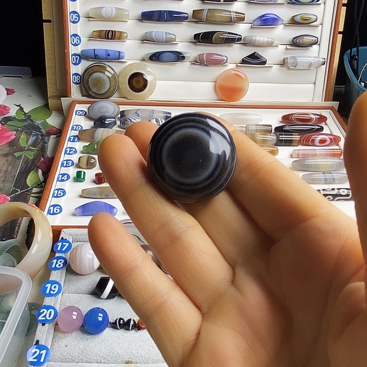 玛瑙/玉髓未镶嵌颈饰