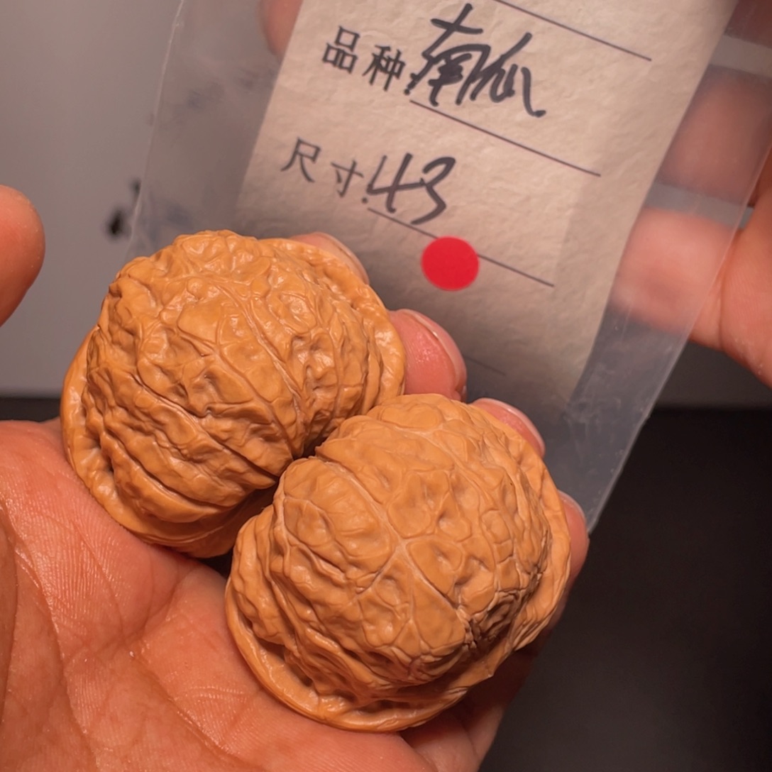 文玩核桃吊坠文玩核桃