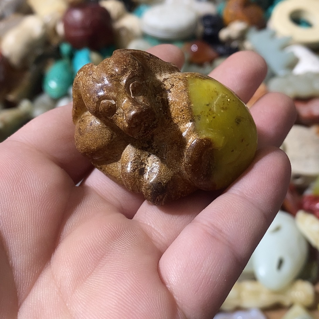 和田玉（糖玉）未镶嵌挂件