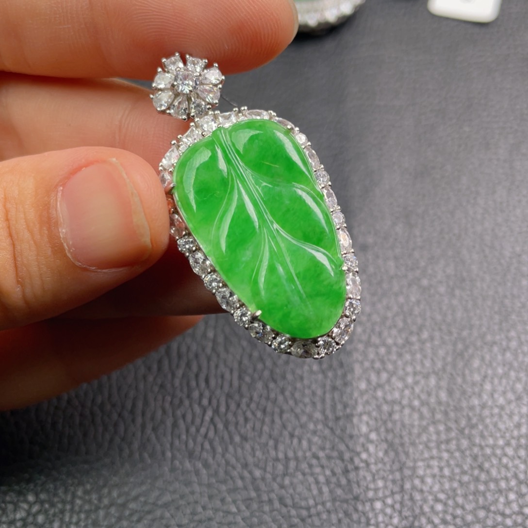 翡翠吊坠(不含链)银S925镶嵌