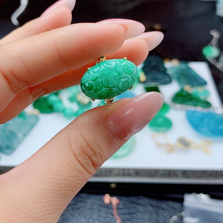 翡翠戒指银S925镶嵌，