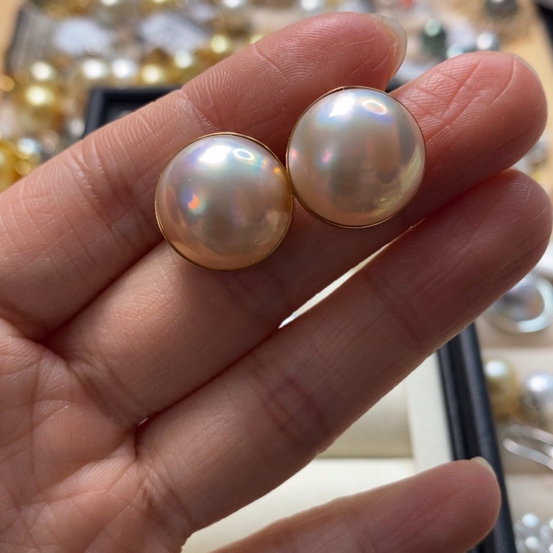 耳饰未镶嵌拼合珍珠（马贝珠）