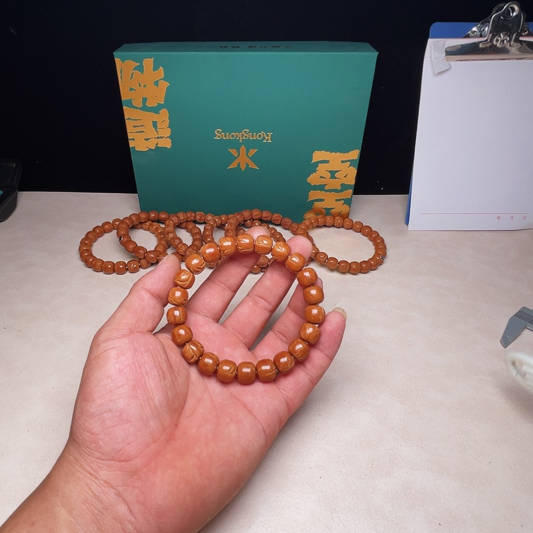 吊坠桃核桃核光柱