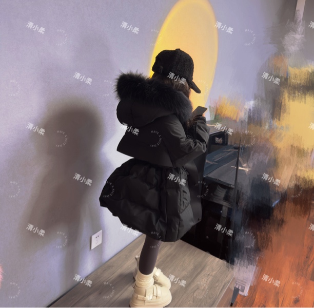 清小柔童装两色收腰羽绒服（毛领彩色不是纯色介意勿拍）