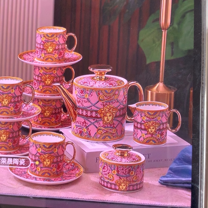 瓷片一壶两杯碟两杯碟看清啊