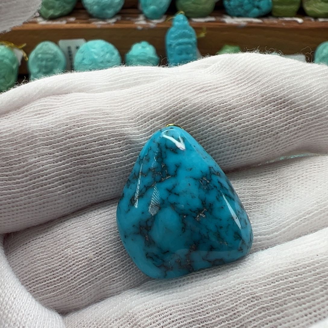 绿松石未镶嵌随形 