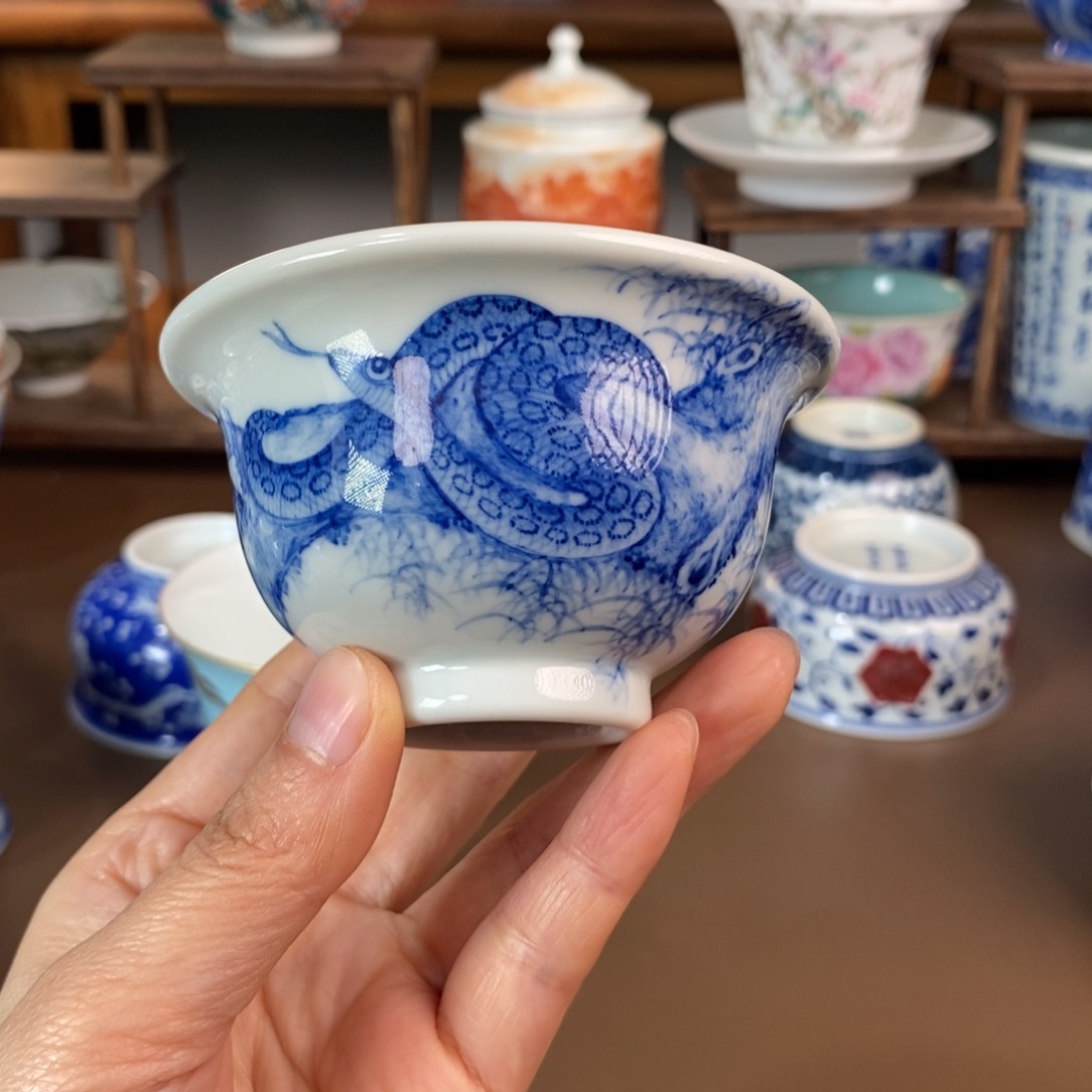 景德镇陶瓷手工手绘