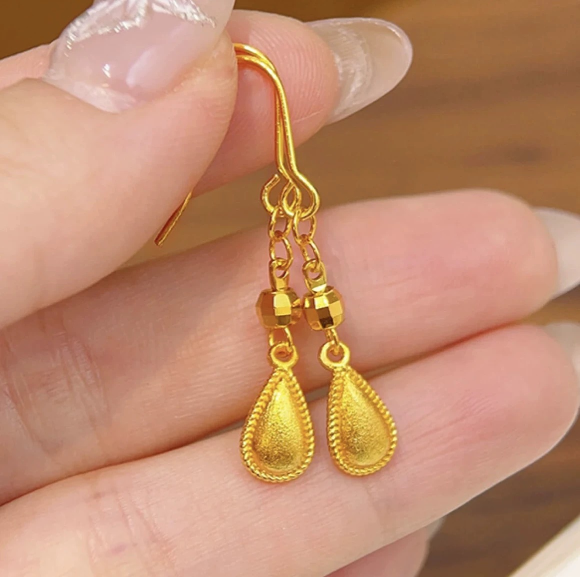 流沙水滴耳钩女款气质时尚百搭长款L002