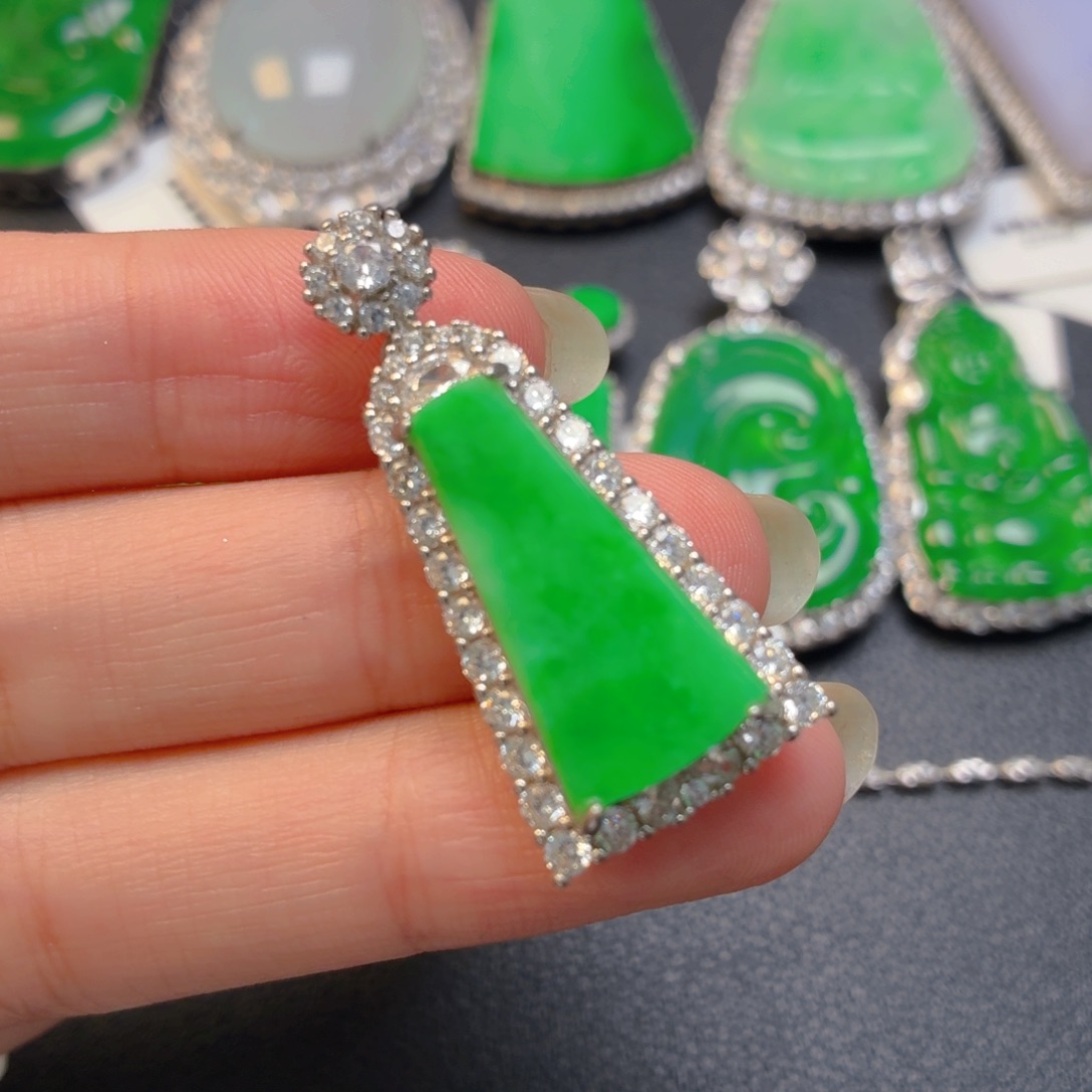 翡翠银S925镶嵌颈饰