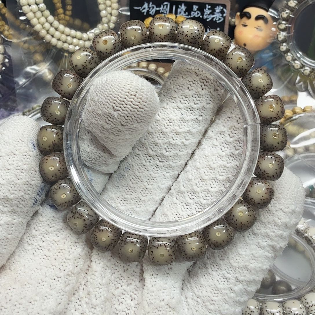 今****吊坠星月菩提9.5黑冰