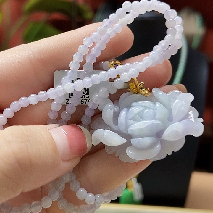 翡翠未镶嵌颈饰吊坠