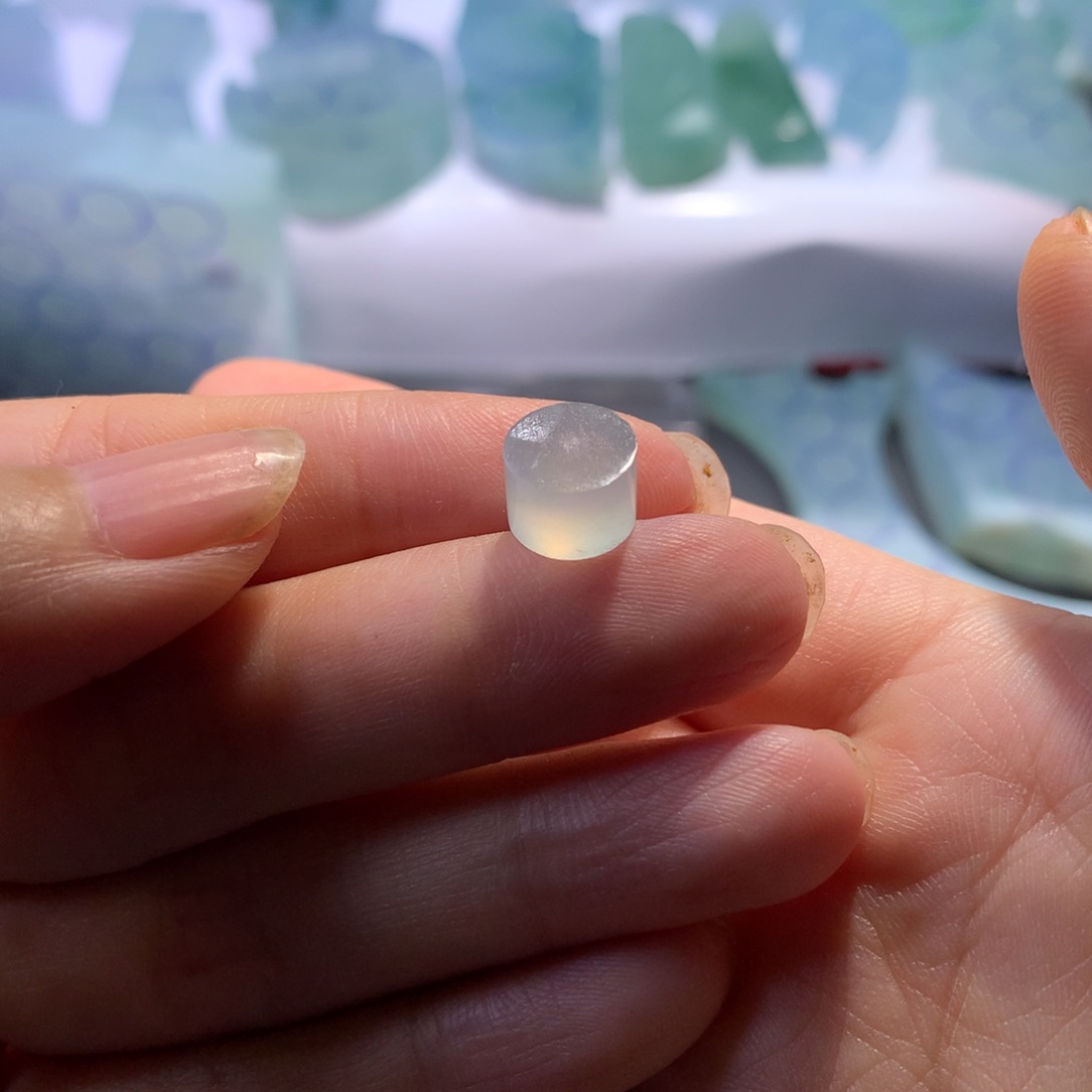 定制翡翠未镶嵌福利