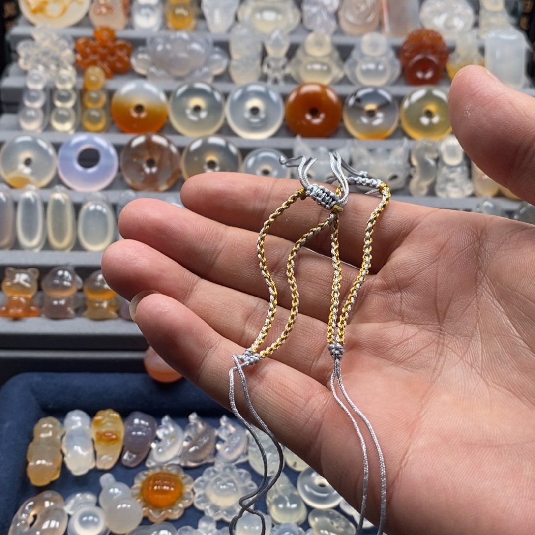 玛瑙/玉髓合金颈饰