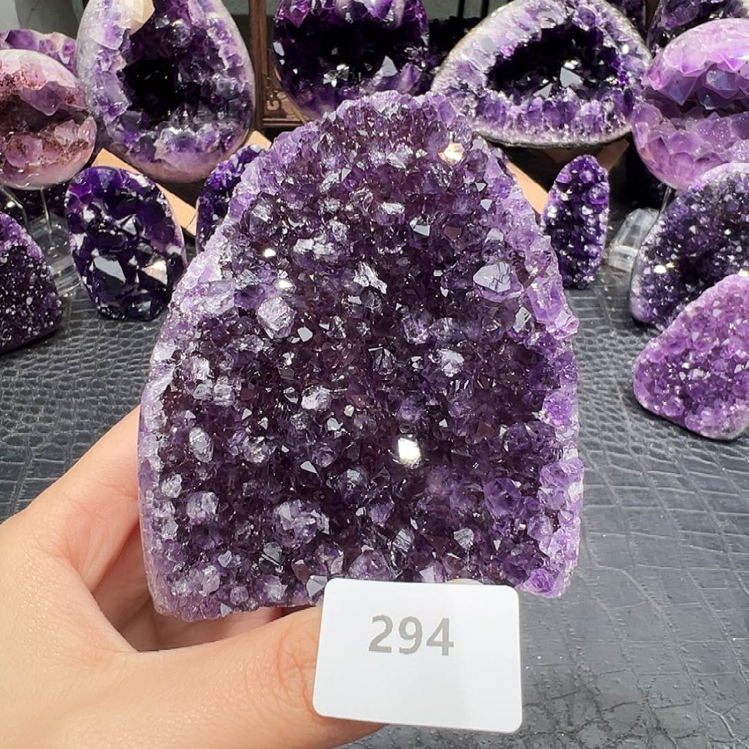 紫晶未镶嵌珠宝半成品