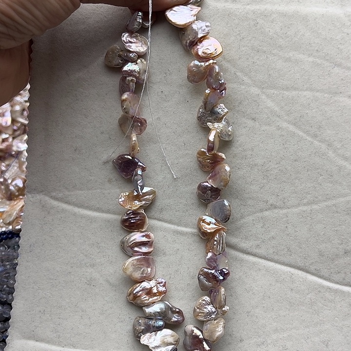 玛瑙/玉髓未镶嵌珠宝半成品一条炫彩花瓣巴洛克珍珠