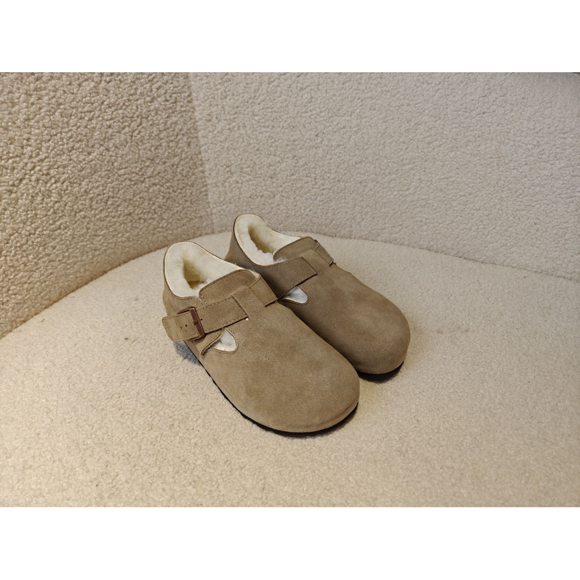 老王甄选 冬季新款 舒适百搭软底保暖女士博肯鞋