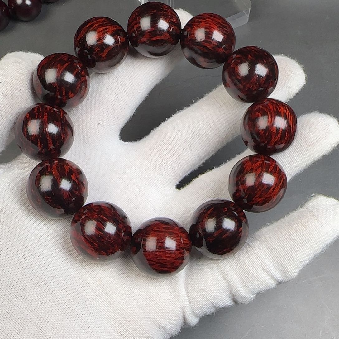 Q***2手串/手链降真香黑金满芝麻大高货20